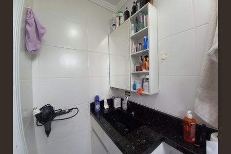 Apartamento à venda com 56m², 2 quartos e 2 vagasBanheiro 2
