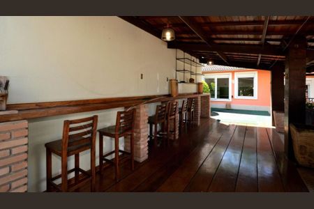 Casa à venda com 224m², 3 quartos e 2 vagas