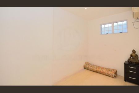 Casa à venda com 224m², 3 quartos e 2 vagas