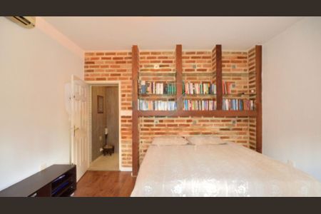 Casa à venda com 224m², 3 quartos e 2 vagas