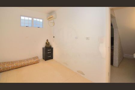 Casa à venda com 224m², 3 quartos e 2 vagas