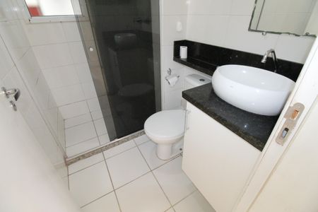 Banheiro  de apartamento para alugar com 2 quartos, 78m² em Jardim Copacabana, São José dos Campos