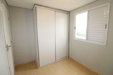 Quarto 2 de apartamento para alugar com 2 quartos, 78m² em Jardim Copacabana, São José dos Campos