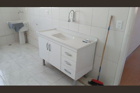 Apartamento à venda com 2 quartos, 65m² em Jardim Cocaia, Guarulhos
