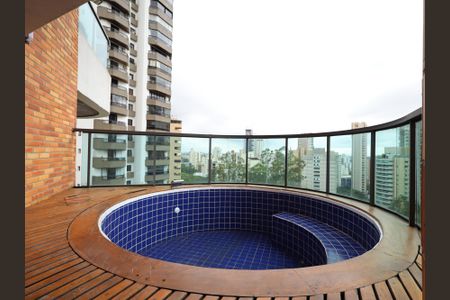 Apartamento para alugar com 200m², 4 quartos e 3 vagasJacuzzi