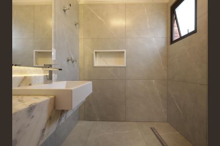 Apartamento para alugar com 200m², 4 quartos e 3 vagasBanheiro da Suíte 2