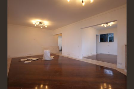 Apartamento para alugar com 200m², 4 quartos e 3 vagasSala