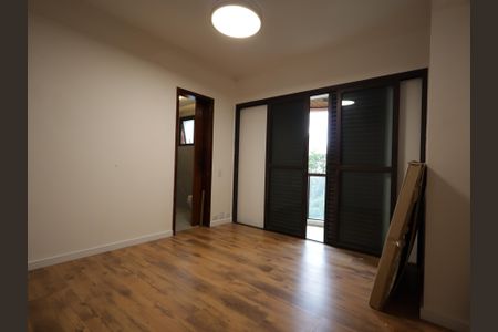 Apartamento para alugar com 200m², 4 quartos e 3 vagasSuíte 2