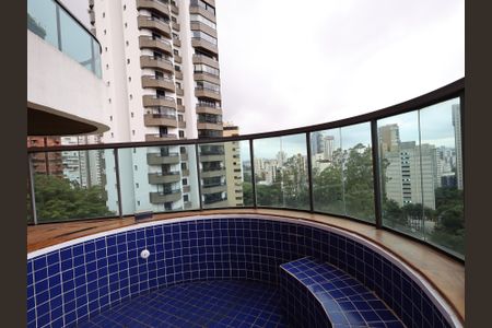Apartamento para alugar com 200m², 4 quartos e 3 vagasJacuzzi