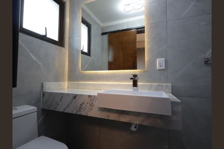 Apartamento para alugar com 200m², 4 quartos e 3 vagasBanheiro da Suíte 1