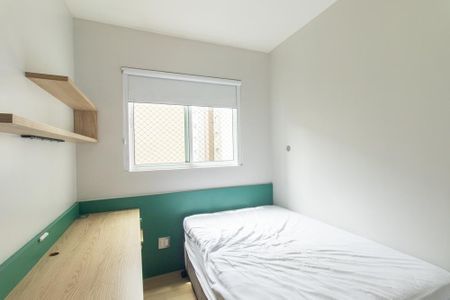 Quarto 1 de apartamento para alugar com 3 quartos, 80m² em Batel, Curitiba