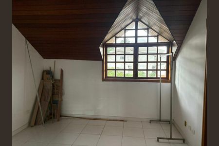 Casa à venda com 5 quartos, 172m² em Vila Rosalia, Guarulhos