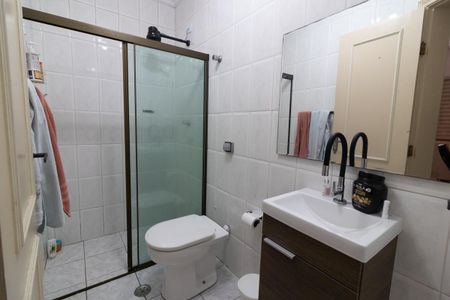 Casa para alugar com 85m², 3 quartos e 2 vagasBanheiro