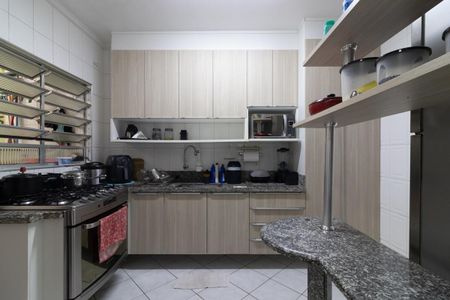 Casa para alugar com 85m², 3 quartos e 2 vagasCozinha