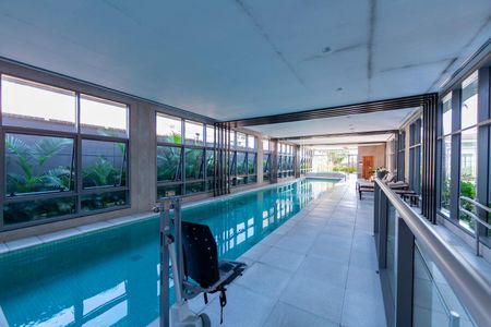 Apartamento para alugar com 93m², 2 quartos e 2 vagasÁrea comum - Piscina