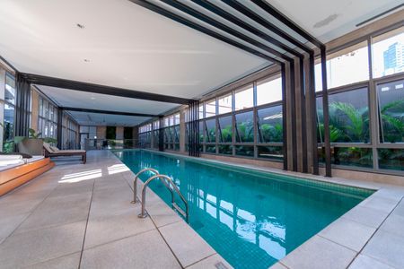 Apartamento para alugar com 93m², 2 quartos e 2 vagasÁrea comum - Piscina