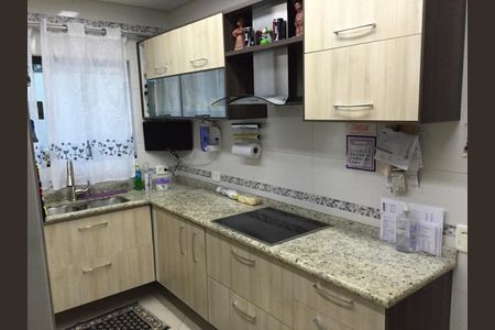 Casa à venda com 3 quartos, 480m² em Vila Invernada, São Paulo