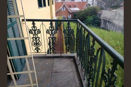 Casa à venda com 4 quartos, 310m² em Jardim Leonor, São Paulo