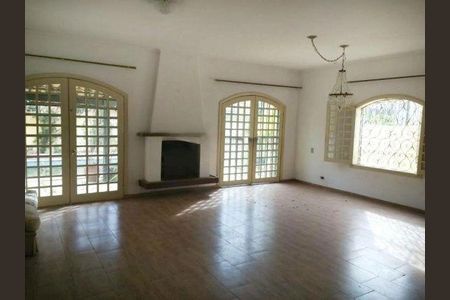 Casa à venda com 4 quartos, 310m² em Jardim Leonor, São Paulo