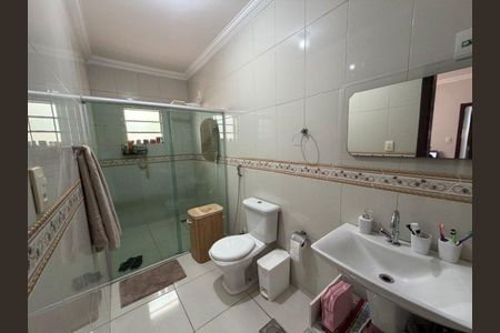 Casa à venda com 3 quartos, 130m² em Europa, Contagem