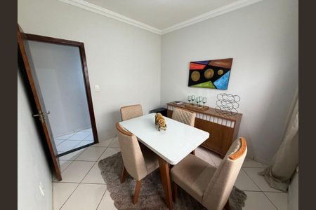 Casa à venda com 3 quartos, 130m² em Europa, Contagem