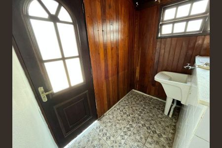 Casa à venda com 2 quartos, 95m² em Cantagalo, Niterói