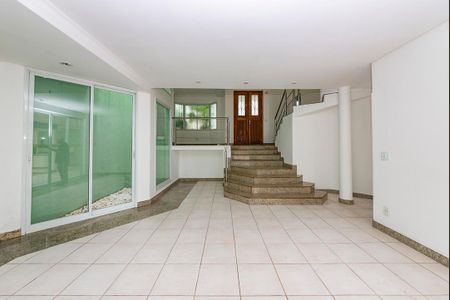 Casa à venda com 305m², 4 quartos e 4 vagasSala 1