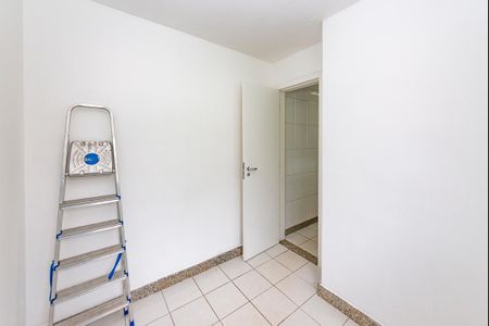 Casa à venda com 305m², 4 quartos e 4 vagasQuarto de Serviço