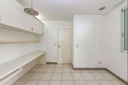 Casa à venda com 305m², 4 quartos e 4 vagasQuarto 3