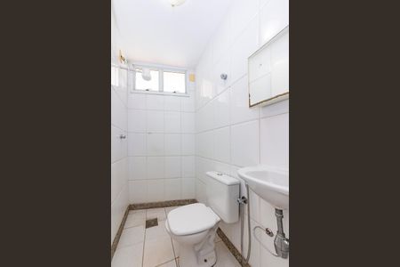 Casa à venda com 305m², 4 quartos e 4 vagasBanheiro de serviço