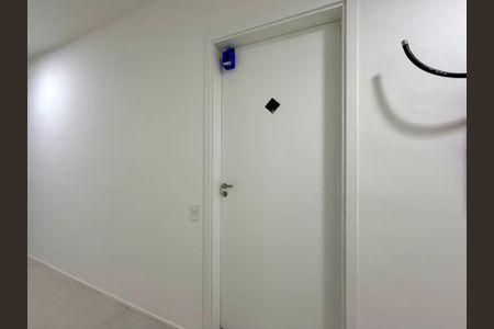 Apartamento para alugar com 37m², 2 quartos e sem vaga Apartamento para alugar com 37m², 2 quartos e sem vagaHall Apartamento