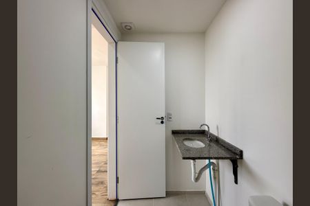 Apartamento para alugar com 37m², 2 quartos e sem vaga Apartamento para alugar com 37m², 2 quartos e sem vagaBanheiro