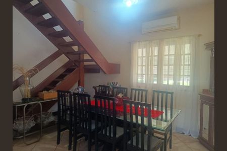 Casa à venda com 4 quartos, 174m² em Maravista, Niterói