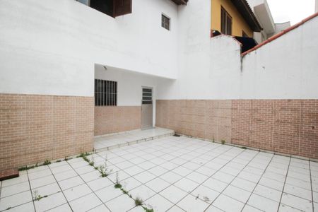 Casa para alugar com 206m², 3 quartos e 4 vagasQuintal