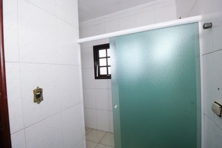 Casa para alugar com 206m², 3 quartos e 4 vagasBanheiro da Suíte 2