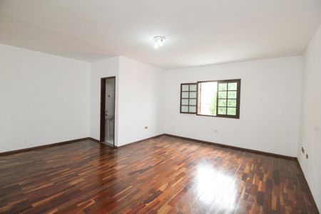 Casa para alugar com 206m², 3 quartos e 4 vagasSuíte 1