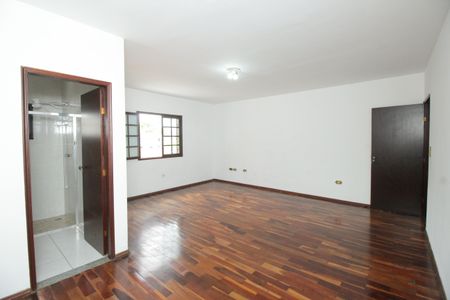 Casa para alugar com 206m², 3 quartos e 4 vagasSuíte 1