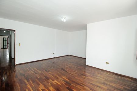 Casa para alugar com 206m², 3 quartos e 4 vagasSuíte 1