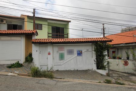 Casa para alugar com 206m², 3 quartos e 4 vagasFachada