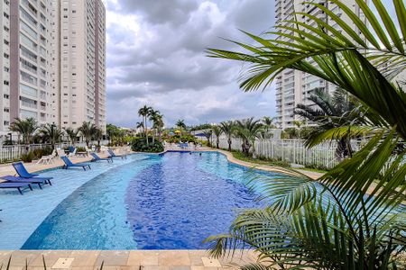 Apartamento à venda com 105m², 3 quartos e 2 vagasÁrea comum - Piscina