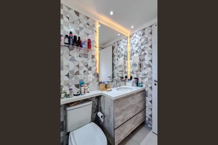 Apartamento à venda com 105m², 3 quartos e 2 vagasBanheiro da Suíte