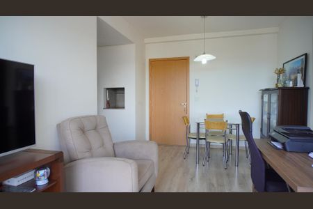 Sala  de apartamento para alugar com 2 quartos, 60m² em Partenon, Porto Alegre