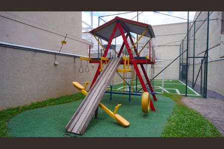 Apartamento à venda com 60m², 2 quartos e 2 vagasÁrea comum - Playground