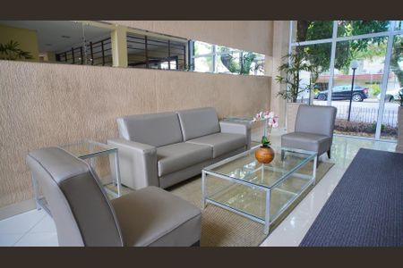 Apartamento à venda com 60m², 2 quartos e 2 vagasHall de entrada
