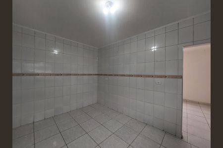 Cozinha de casa à venda com 2 quartos, 110m² em Vila Santo Antônio, São Paulo