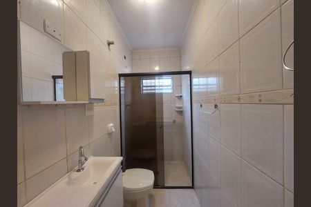 Casa à venda com 110m², 2 quartos e 2 vagas Casa à venda com 110m², 2 quartos e 2 vagasBanheiro