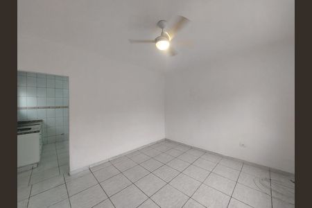Casa à venda com 110m², 2 quartos e 2 vagas Casa à venda com 110m², 2 quartos e 2 vagasSala