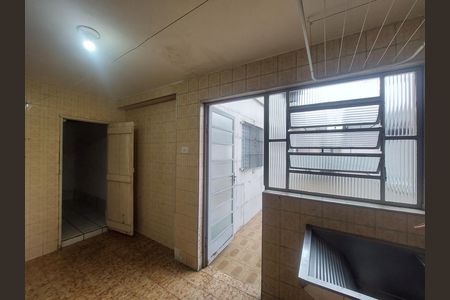 Casa à venda com 110m², 2 quartos e 2 vagas Casa à venda com 110m², 2 quartos e 2 vagasÁrea de serviço