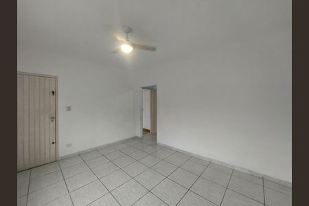 Casa à venda com 110m², 2 quartos e 2 vagas Casa à venda com 110m², 2 quartos e 2 vagasSala