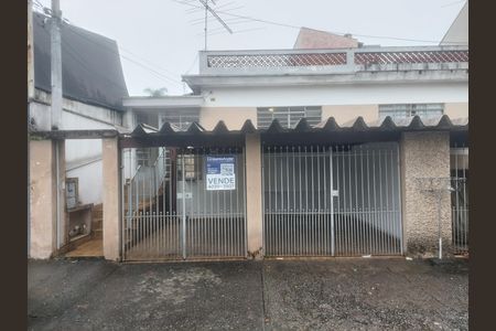 Fachada de casa à venda com 2 quartos, 110m² em Vila Santo Antônio, São Paulo